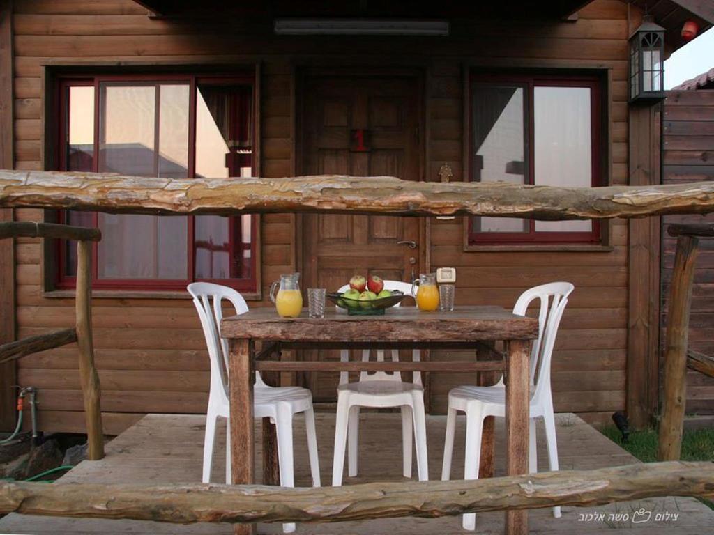 Ha'Bait Ba'Kfar Guesthouse Bruchim Qela' Alon Δωμάτιο φωτογραφία